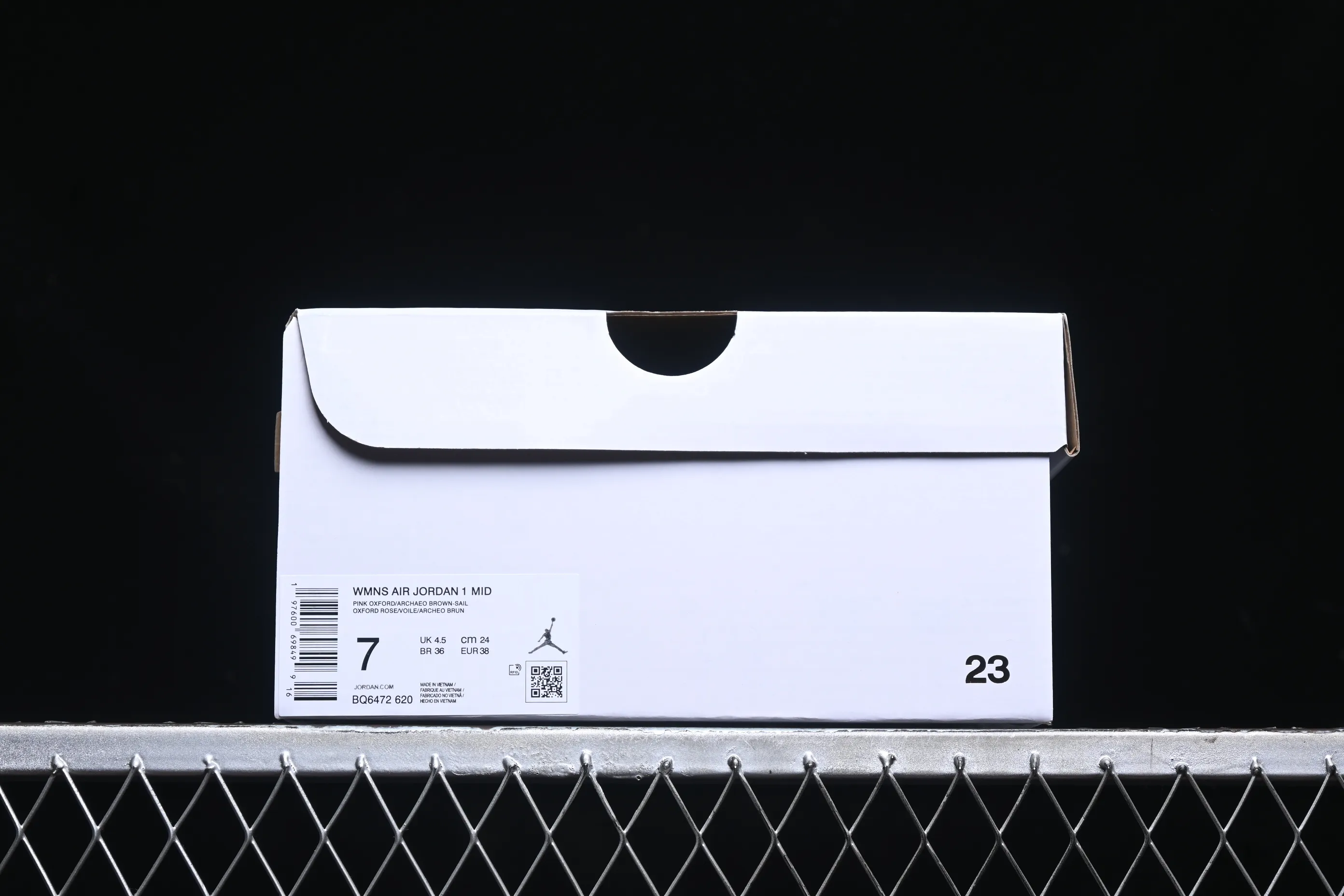 All categories Air Jordan Jordan series basketball shoes Air Jordan 1 Mid G version pure original Air Jordan 1 Mid AJ1 Joe 1 Khaki powder China basketball shoes BQ6472-620
